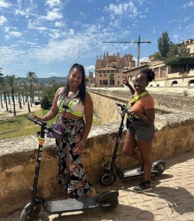 1 Hour Electric Scooter tour in Palma de Mallorca - The 1-hour old town route: how the timing works