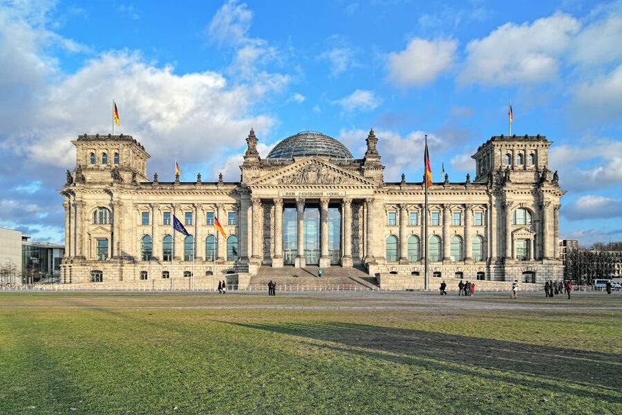 2-H Berlin: Top Sights Guided E-Scooter Tour - Who This Tour Suits Best (and Who Should Skip It)
