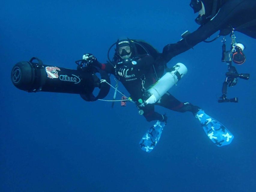Aci Castello: Underwater Scooter Diving Tour - Your guide and the science lesson (including Andrea’s team)