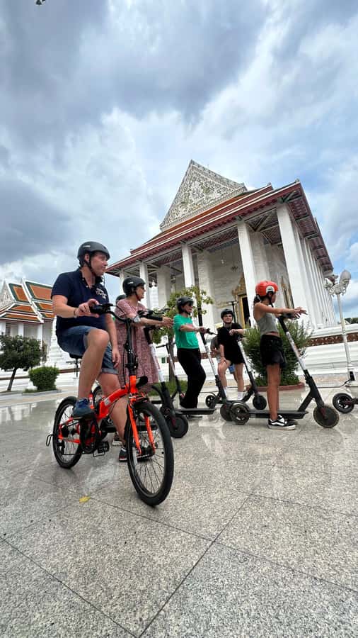 Bangkok: City Highlights Electric Scooter Tour - Your Route at a Glance: How the Day Is Structured