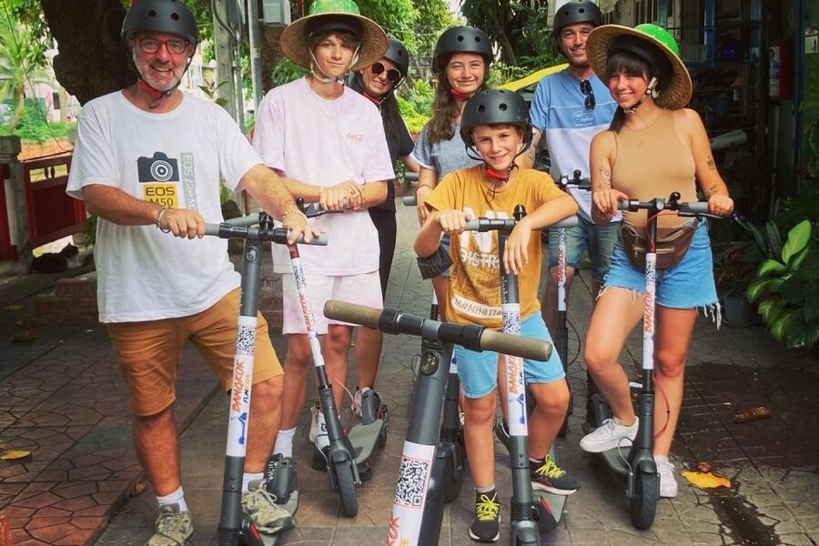 Bangkok : Old City Guided E-Scooter &/or Bike Tour - Meeting Point: How to Find Bangkok FunRide