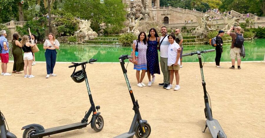 Barcelona: E-Scooter Gaudí & the Sea Tour - Choosing Your Ride: E-Scooter vs Electric Bike