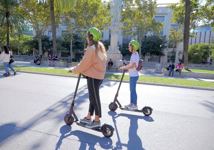 Barcelona: Gaudi Highlights Guided Tour by Electric Scooter - A Barcelona e-Scooter That Hits Gaudí, the Coast, and the Olympics