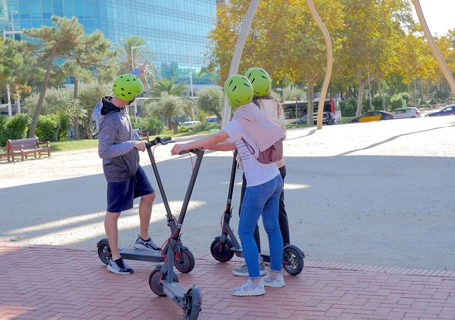 Barcelona: Gaudi Highlights Guided Tour by Electric Scooter - Olympic Port and Vila Olímpica: See the 1992-Era Transformation