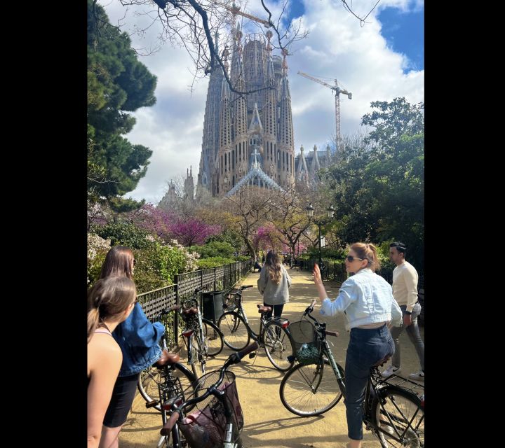 Barcelona: Sagrada Familia Electric Scooter or Bike Tour - Sagrada Família: The Gaudí Stop You Actually Get Time For