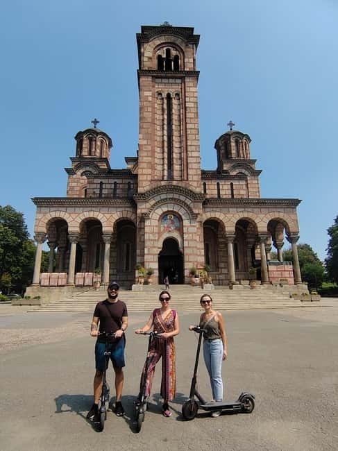 Belgrade Essentials E Scooter tour - Tour storytelling in the historical center: what the guide adds