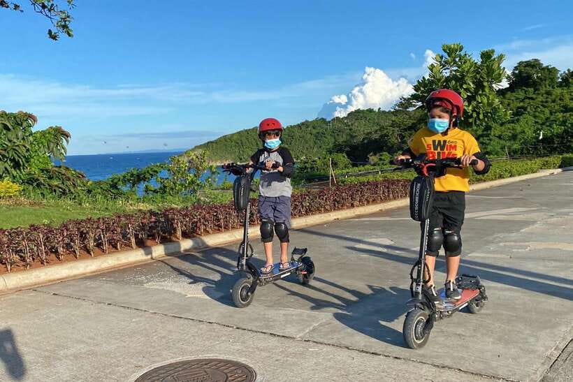 Boracay: Dualtron E-Scooter Ride - Meeting the Guides and Finding the VIAJE Philippines Office by E-Trike