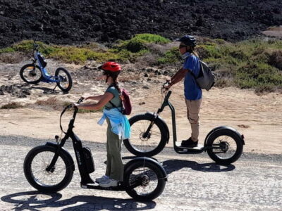 Costa Calma: E-bike Tour/E-scooter - Your 3-hour route: east coast, west coast, then back