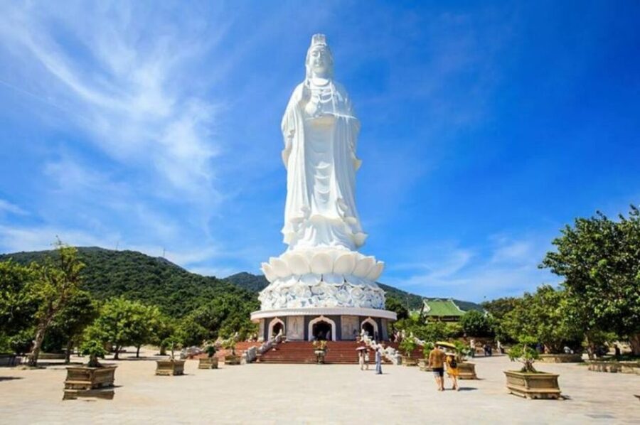 Da Nang: Private City Tour by Scooter with Ao dai Lady Rider - Getting around: scooters, helmets, and comfort reality checks