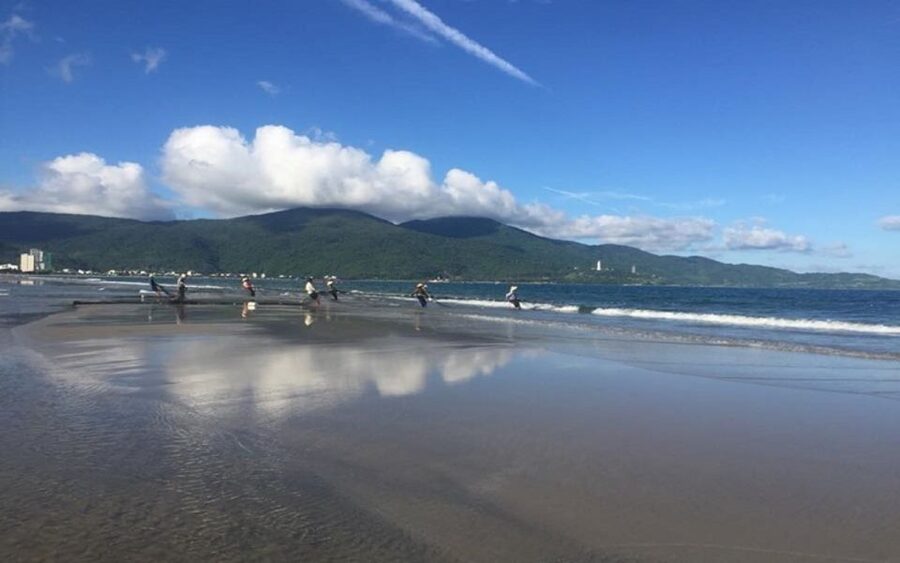 Da Nang: Private City Tour by Scooter with Ao dai Lady Rider - My Khe Beach: blue-sky coastline time