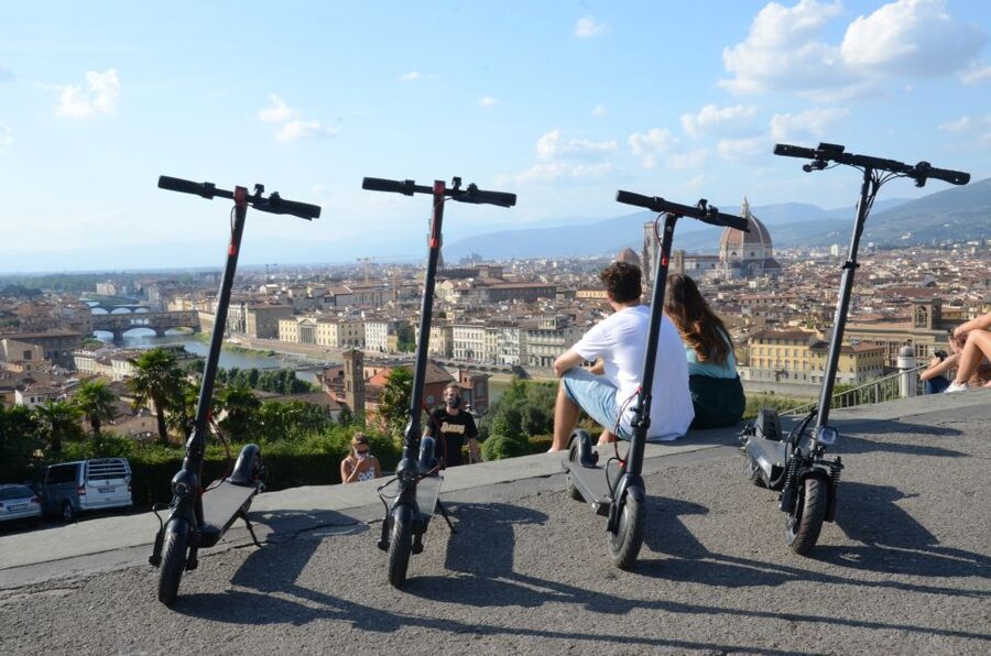 Florence: Electric Scooter Tour with Guide - Brand-new electric scooters: fun factor, real-world feel