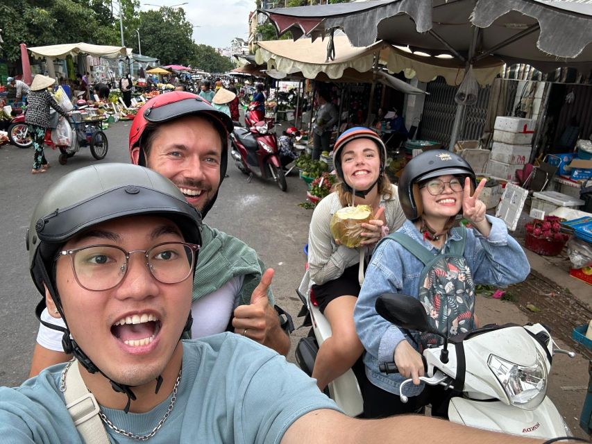 HCM City: Sightseeing Tour with Coffee and Fruit by Scooter - Central Post Office and the Notre Dame area: French Saigon from the street