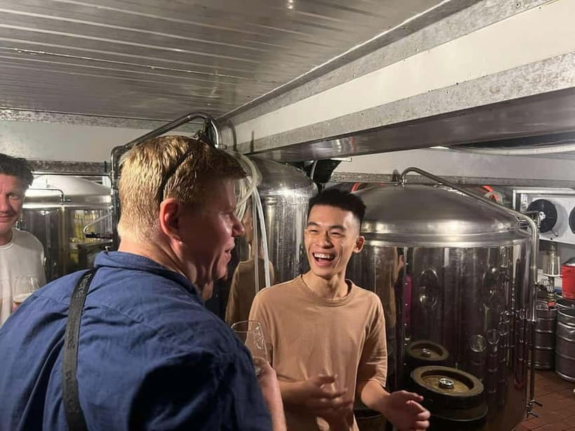 Ho Chi Minh City: Craft Beer and Local Food Tour by Scooter - How the guide turns side streets into a story