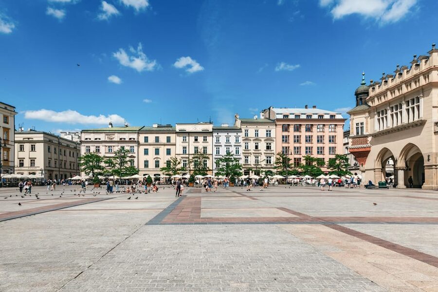 Krakow: Guided E-Scooter City Tour with Food Tastings - Price and value: what $67 buys you (and what it doesn’t)