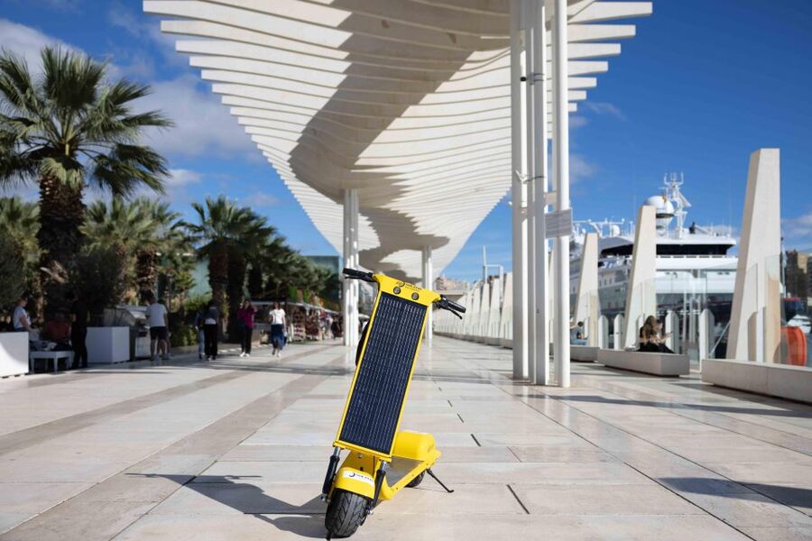 Malaga: Explore Malaga on a Electric Scooter - City-center coverage in 2 hours: fast, flexible, and realistic