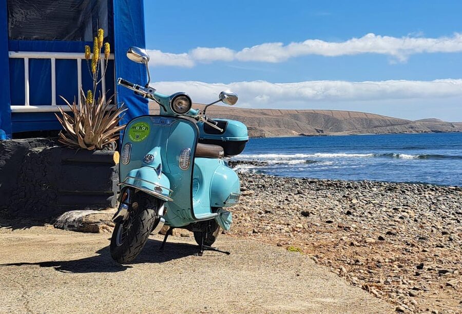 Maspalomas and Las Palmas: electric vintage scooter for rent - Key Things That Make This Scooter Rental Worth Considering