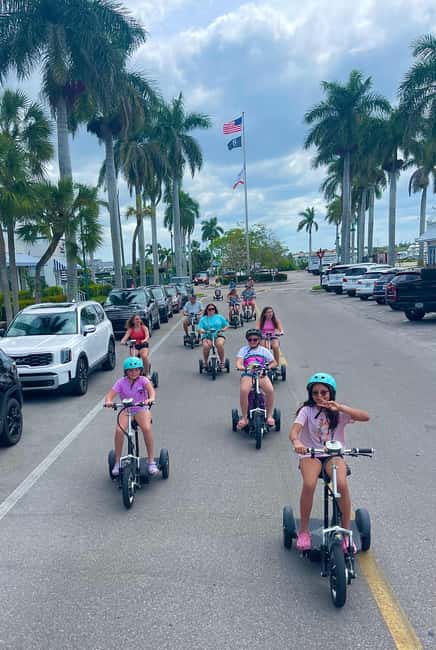 Naples Florida: Downtown Electric Moped Tour - Fun For All - Palm Cottage and Quick Pass-By Stops You Should Still Notice