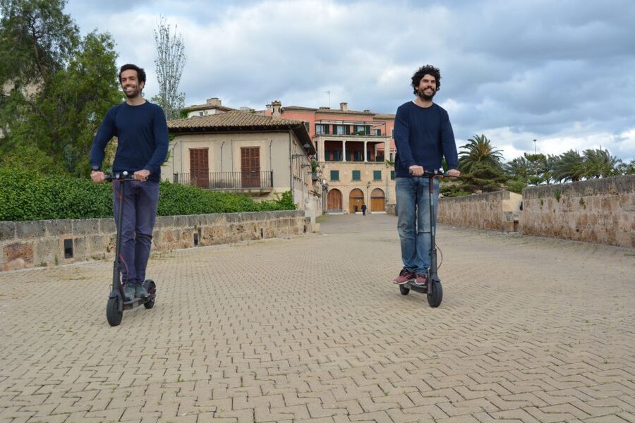 Palma de Mallorca: E-Scooter Rental - Picking the day: one-day validity and starting times