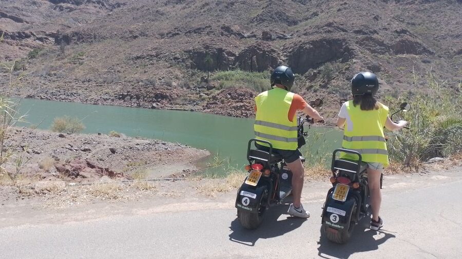 Playa Ingles:Rent e-Scooter 3 hour+Option Combo Rent Jet Ski - Where you’ll ride: Maspalomas, Meloneras, and the Playa del Ingles area
