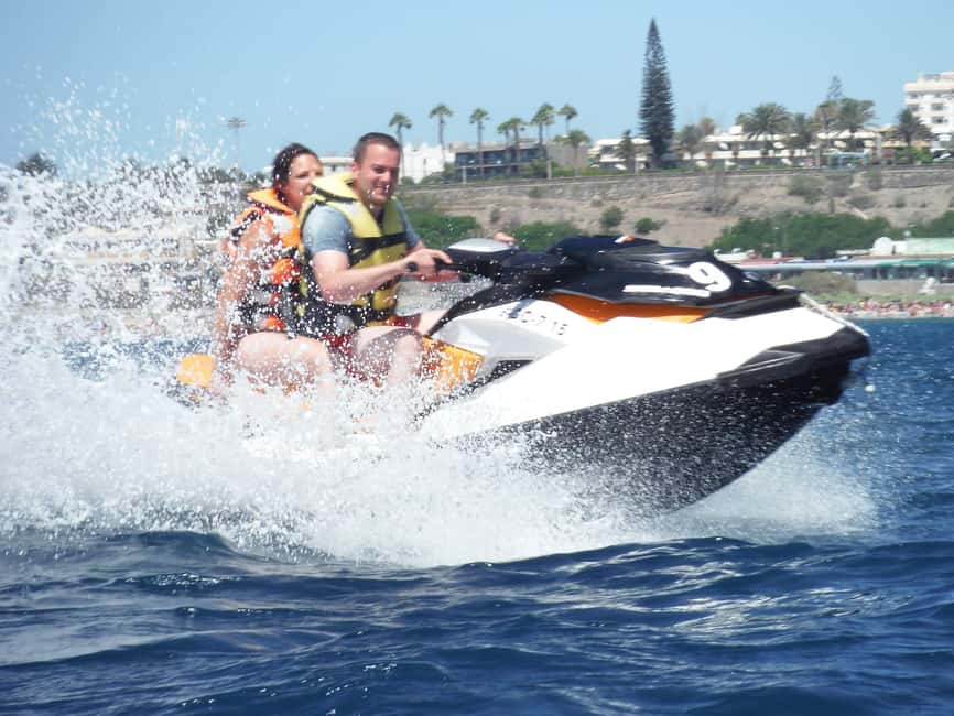 Playa Ingles:Rent e-Scooter 3 hour+Option Combo Rent Jet Ski - Logistics in one place: where to meet and how to get ready