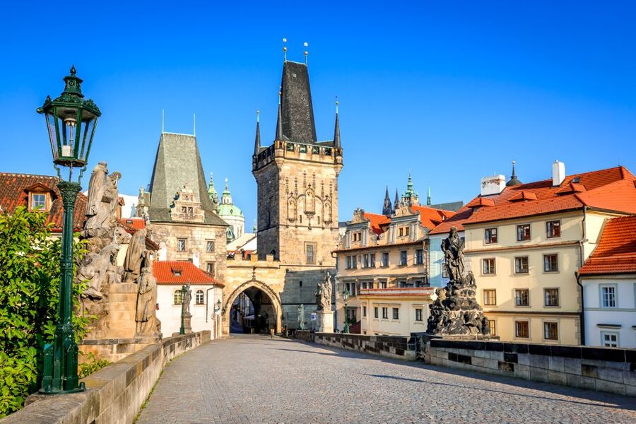 Prague: 4-Hour Segway and Scooter Tour - Prague Castle climbs with changing-guards energy