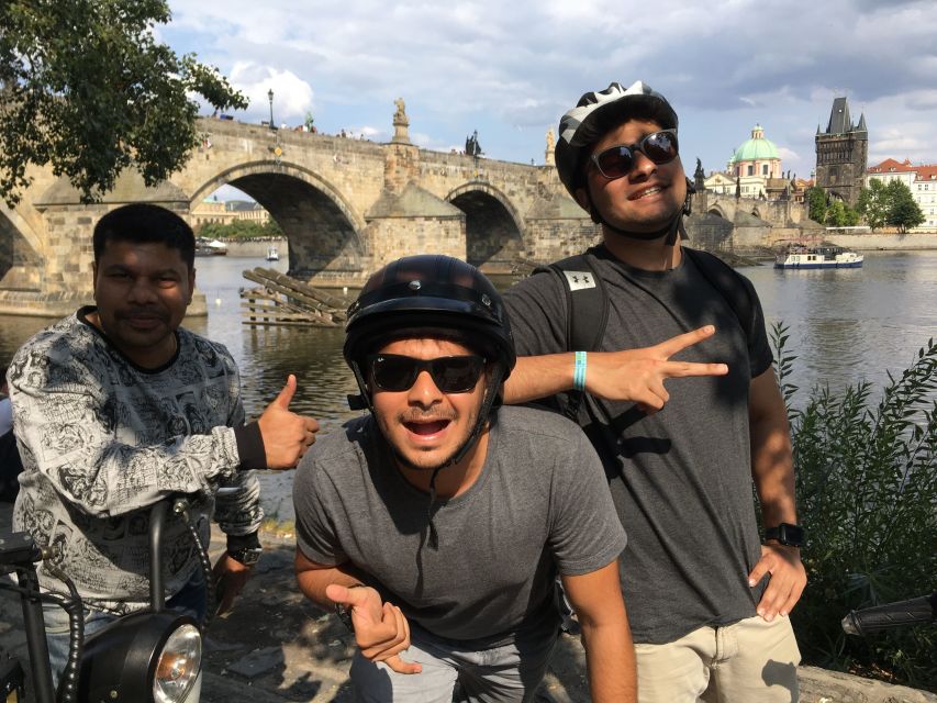 Prague: Electric Scooter & Cruiser Fat eBike Rental - What’s included (and why those small perks matter)