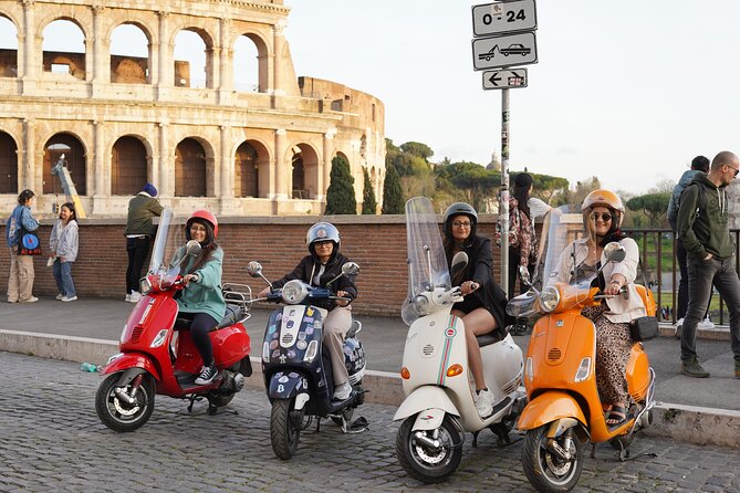 Vespa scooter Journey with Professional Photography - Colosseum Area + Piazza Venezia: The “Wow” Start
